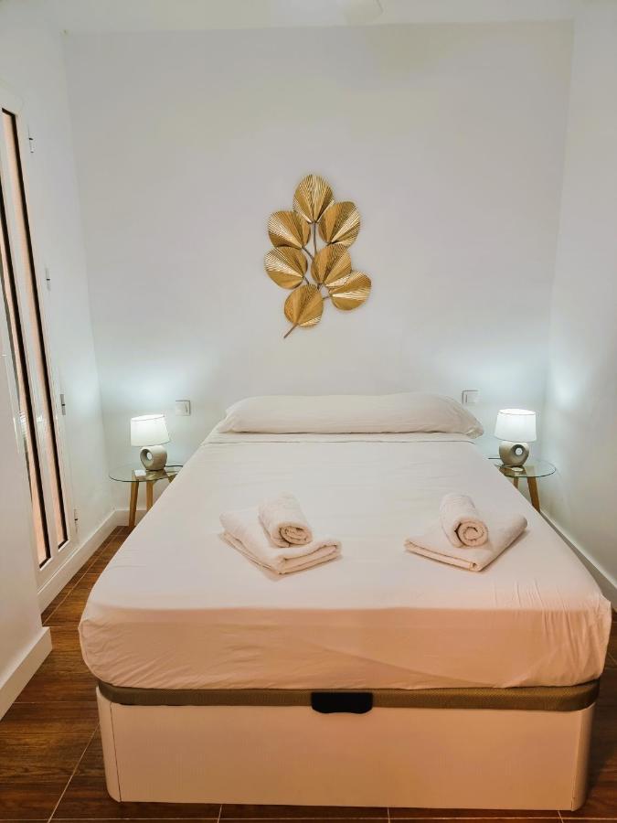 Claudia Tourist Apartment Alicante Eksteriør bilde